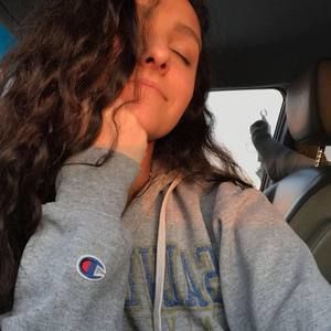 Meet your Posher, Gia